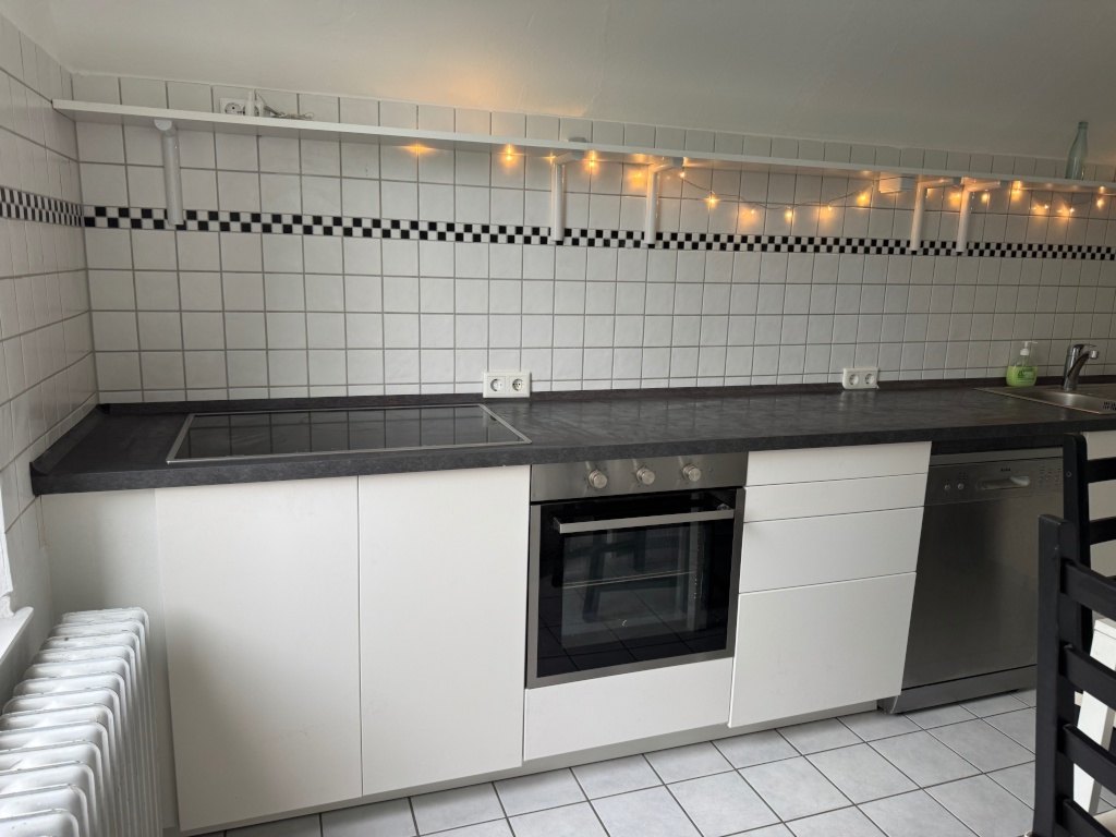 Großräumige Altbauwohnung in Top Lage, perfekt für 2er Studenten WG – Hauptstraße 3, 26122 Oldenburg Marschweg – Vorschaubild 4