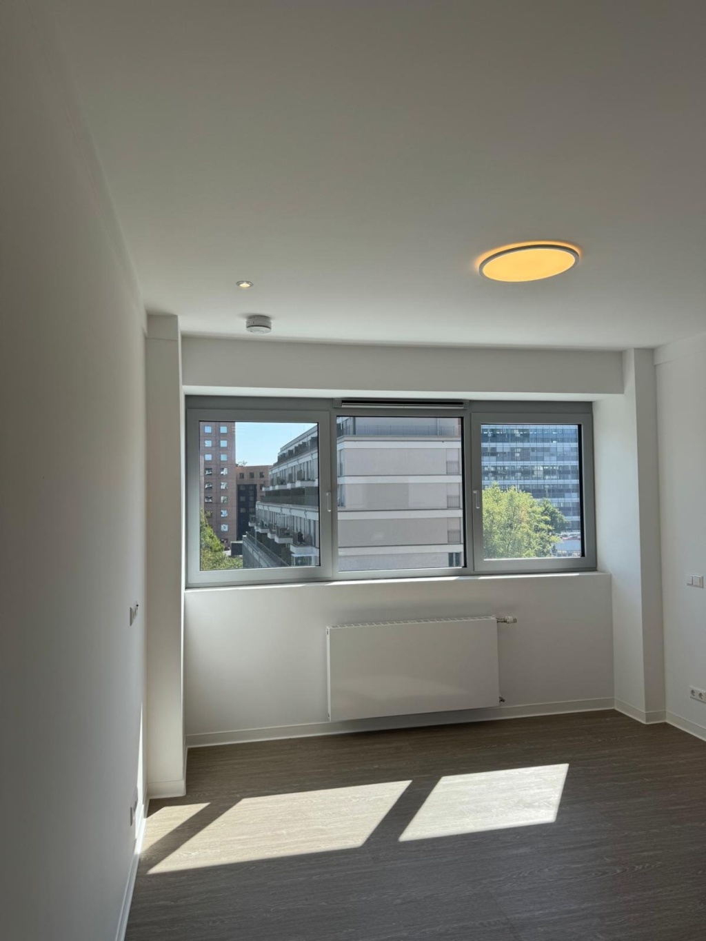 1 Room Flat Frankfurt am Main Lyonerstr 11 - picture 6