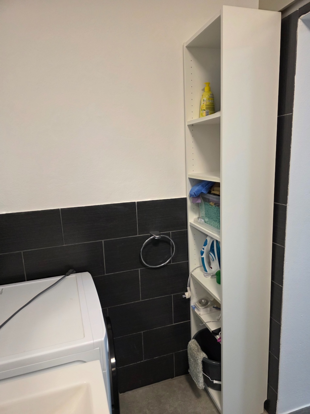 Ab Sofort, Zimmer in einer ruhigen, renovierten Wohnung für ein semester, mit Möbel – 93053 Regensburg Kasernenviertel – Vorschaubild 15