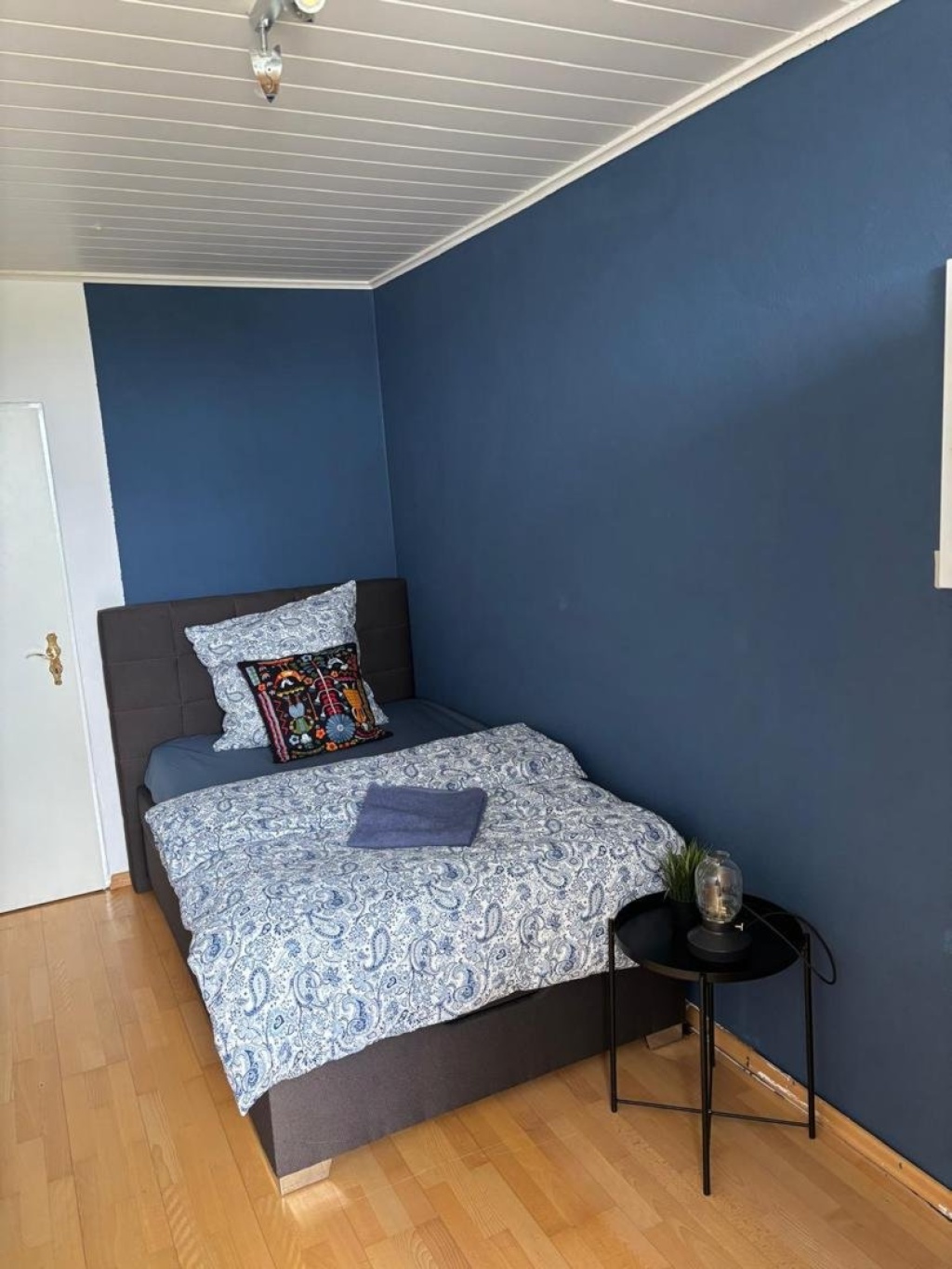 Fully furnished 3-room flat with a balcony in Duisburg (Homberg) – Rheinpreußenstraße 39, 47198 Duisburg Alt-Homberg – Vorschaubild 7