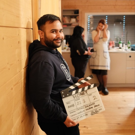Ad image: Filmmaker looking for an apartment in Berlin