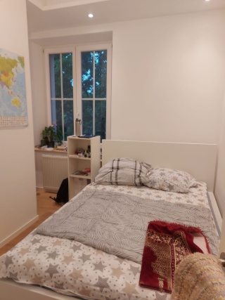 Furnished Room in a Shared Apartment Near Dianaplatz