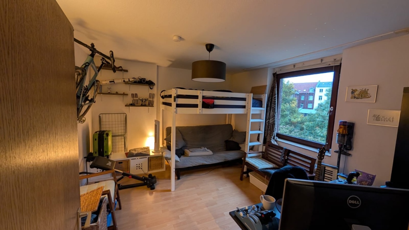 Sehr schöne und gut geschnittene 1 Zimmer Wohnung Köln Mülheim Altbau SAE Schule – Bergisch Gladbacher Str. 73, 51065 Köln Mülheim – Vorschaubild 2