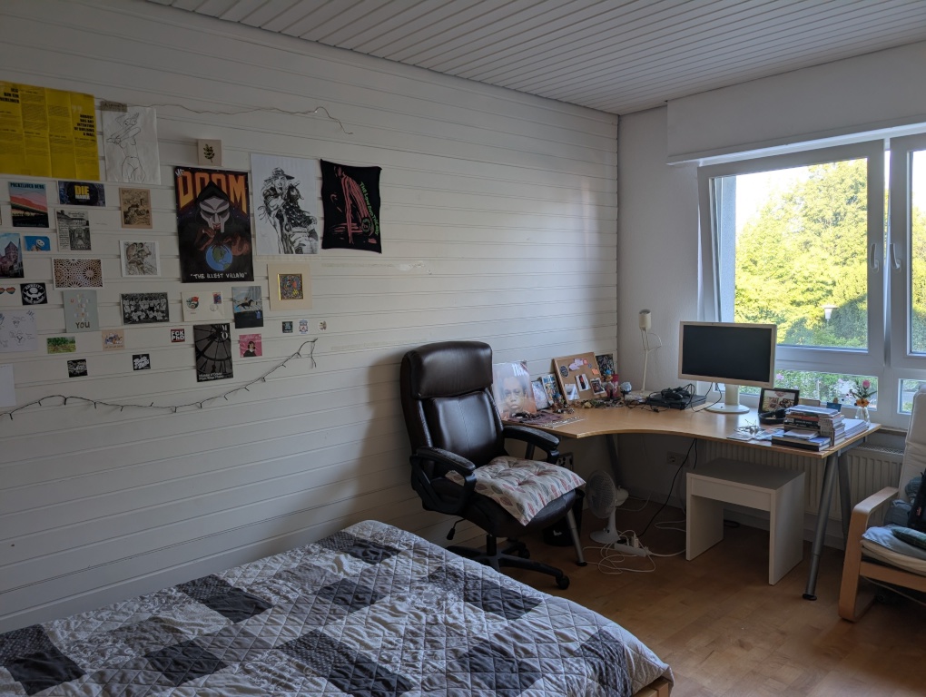 Gemütliches Zimmer zur Untervermietung in einer 3-Personen-WG