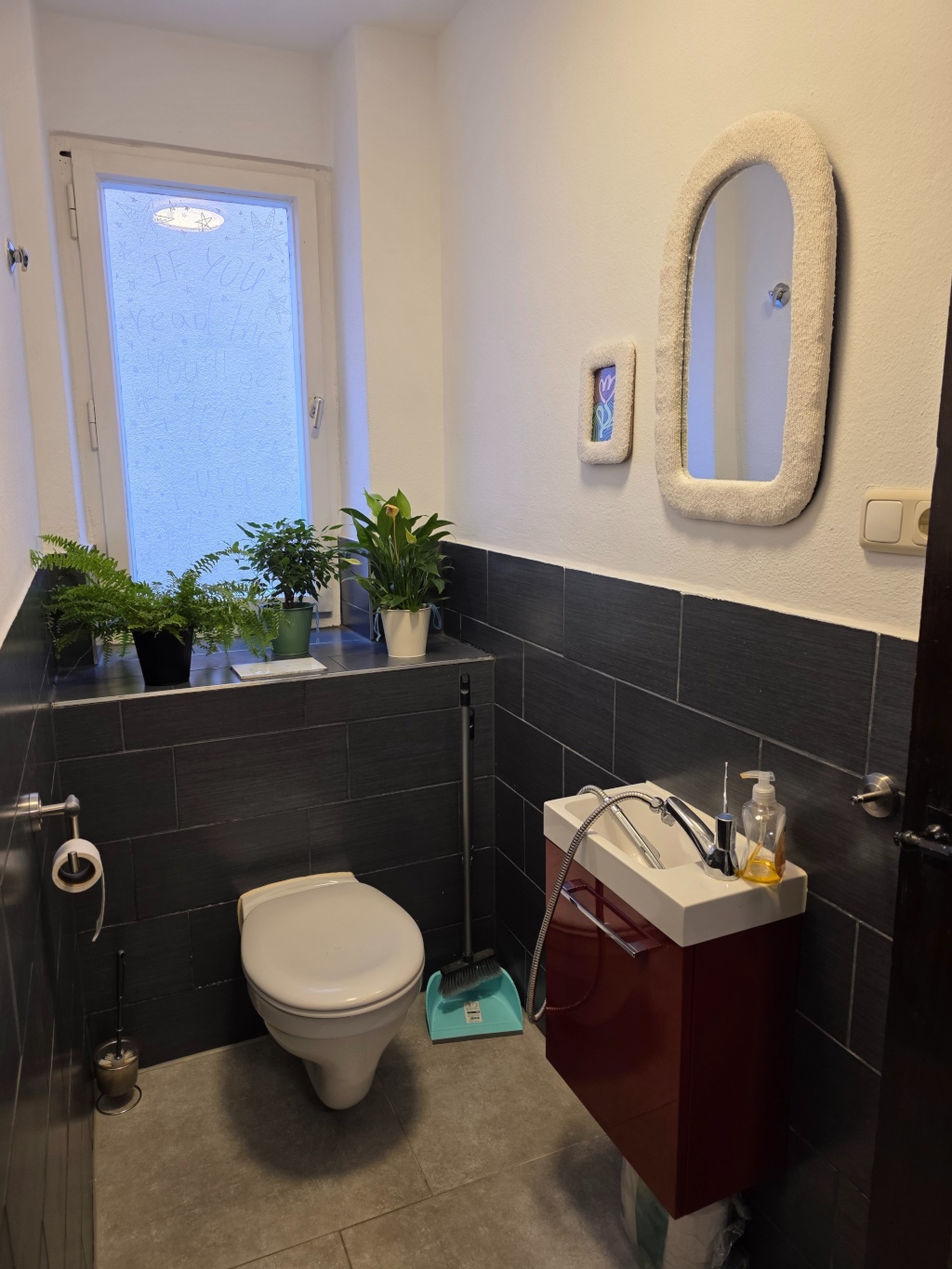Ab Sofort, Zimmer in einer ruhigen, renovierten Wohnung für ein semester, mit Möbel – 93053 Regensburg Kasernenviertel – Vorschaubild 6
