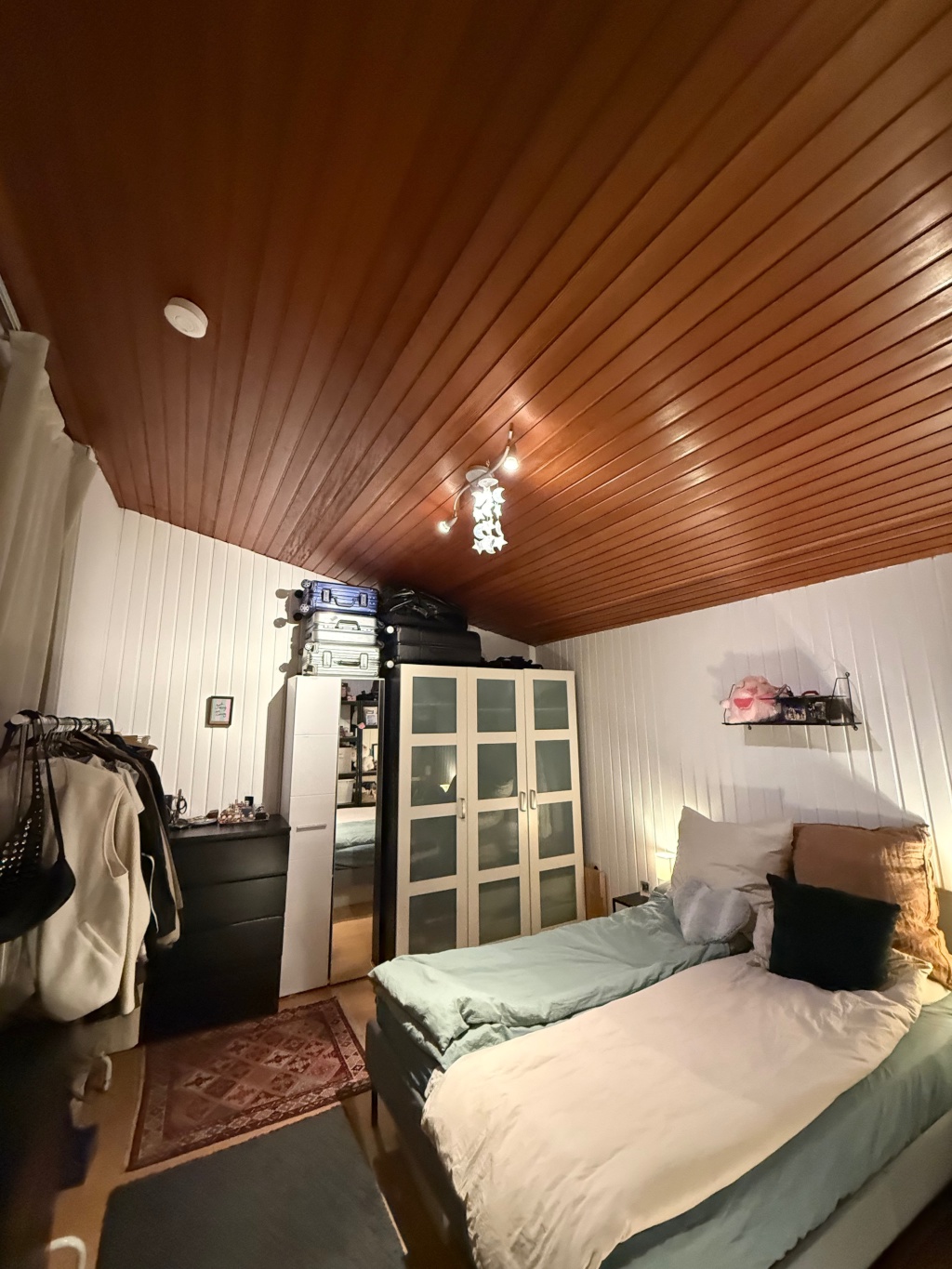Gemütliche 2-Zimmer-Wohnung mit großer Terrasse in der Heidelberger Altstadt – Obere Neckarstraße, 69117 Heidelberg Altstadt – Vorschaubild 4