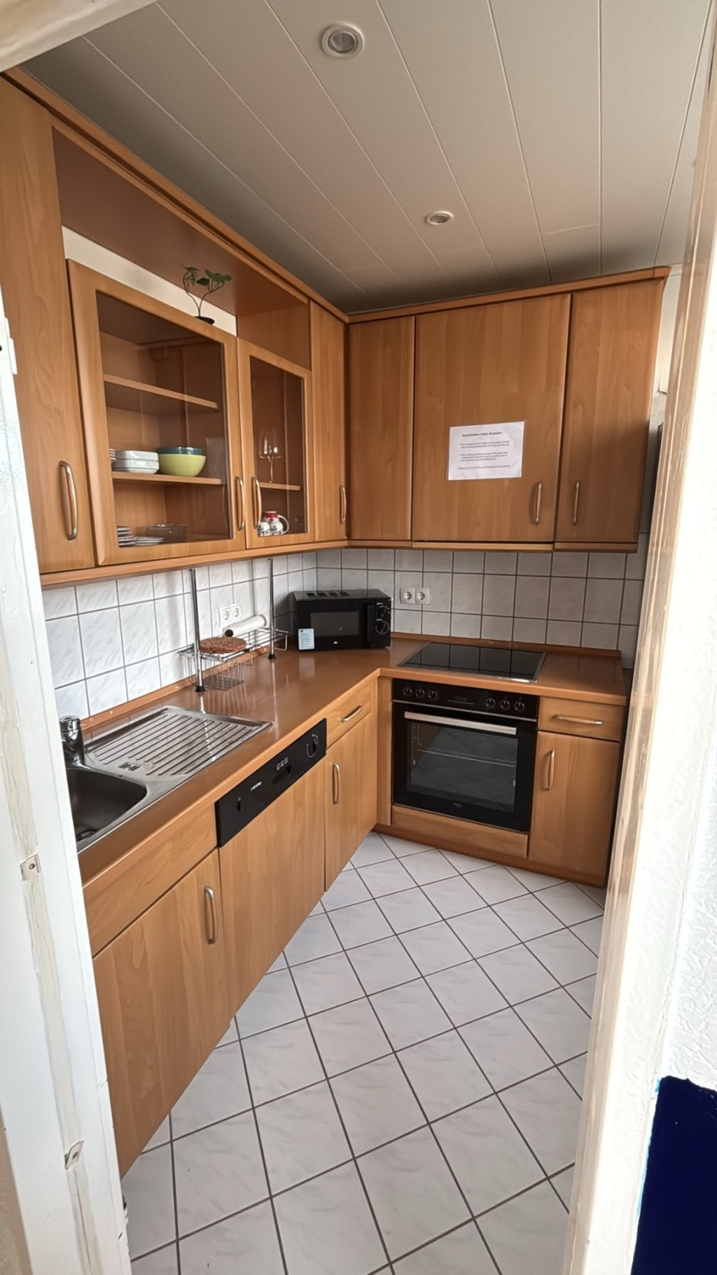 Fully furnished 3-room flat with a balcony in Duisburg (Homberg) – Rheinpreußenstraße 39, 47198 Duisburg Alt-Homberg – Vorschaubild 11