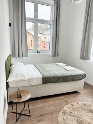 Imagen del anuncio: Helles Loft 8 Min. von der Innenstadt - Bahnhaltestelle vor der Tür - 10 bis zum Hauptbahnhof