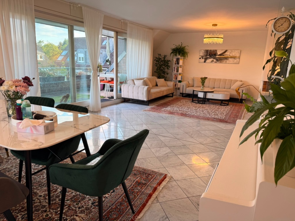 Exklusive 4-Zimmer Wohnung in bester Lage von Düsseldorf-Stockum – 40474 Düsseldorf Düsseldorf – Vorschaubild 3
