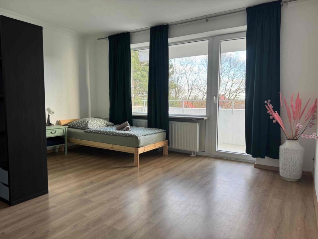 Neu eingerichtete 2er-WG – möblierte Zimmer, eines mit Balkon – Elpke 21a, 33605 Bielefeld Stieghorst – Vorschaubild 9