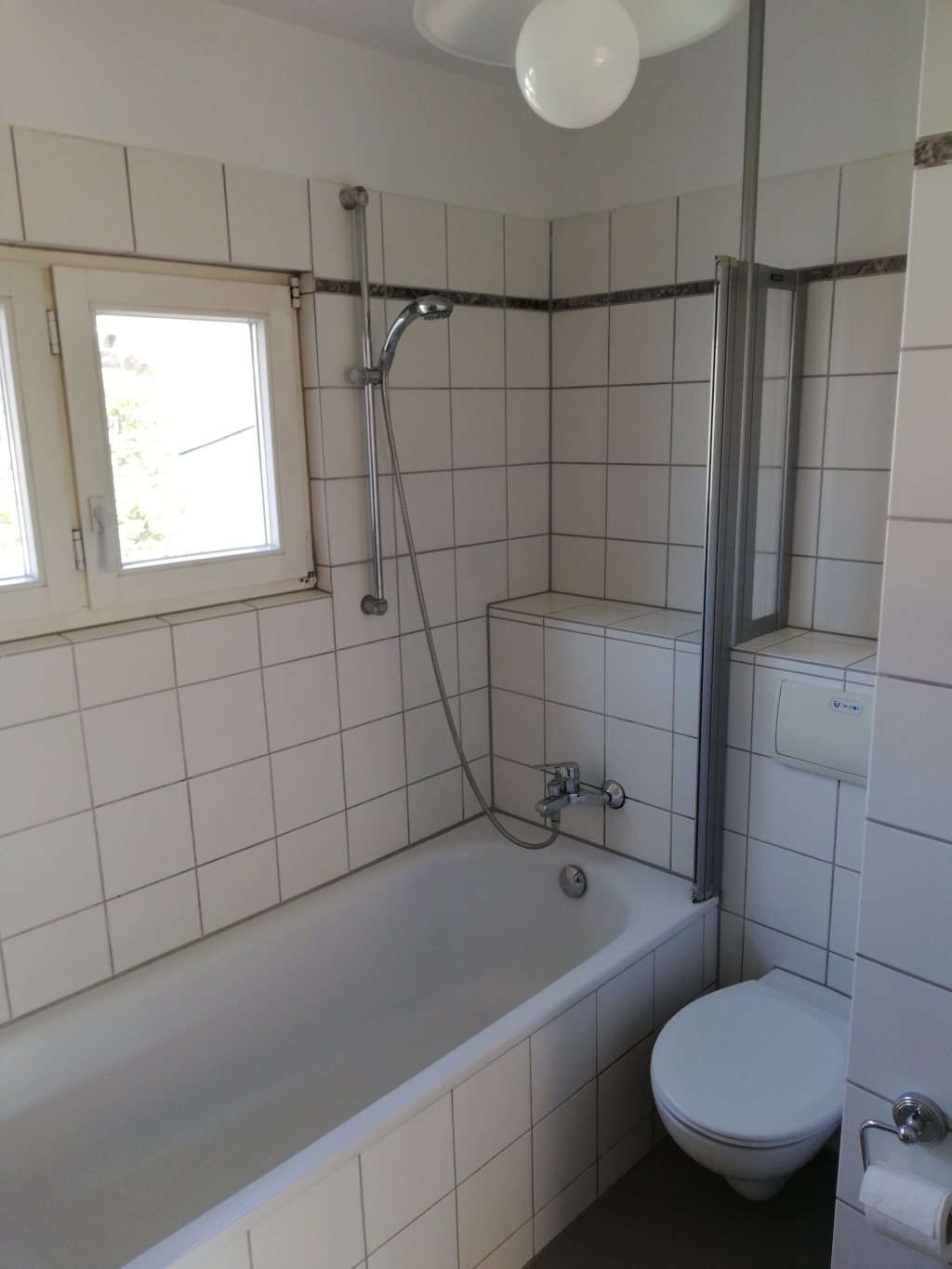 Helle möblierte Dachgeschosswohnung mit großer Südterrasse am Ku'damm – Xantener Straße, 10707 Berlin Charlottenburg-Wilmersdorf – Vorschaubild 15