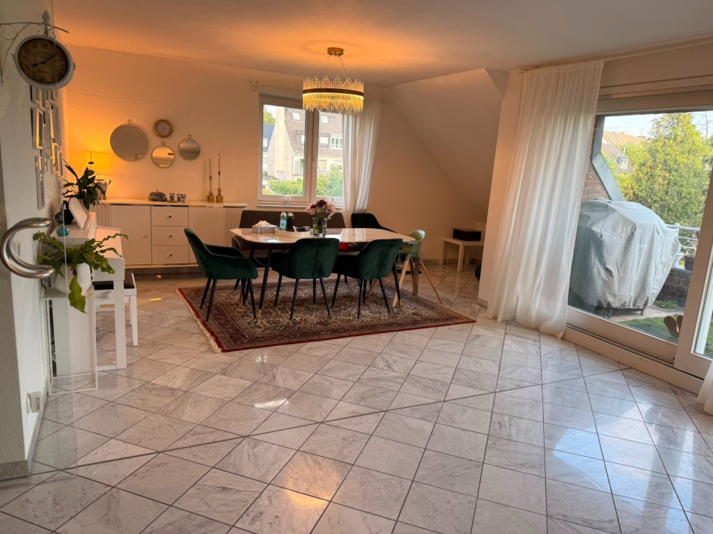 Exklusive 4-Zimmer Wohnung in bester Lage von Düsseldorf-Stockum – 40474 Düsseldorf Düsseldorf – Vorschaubild 2
