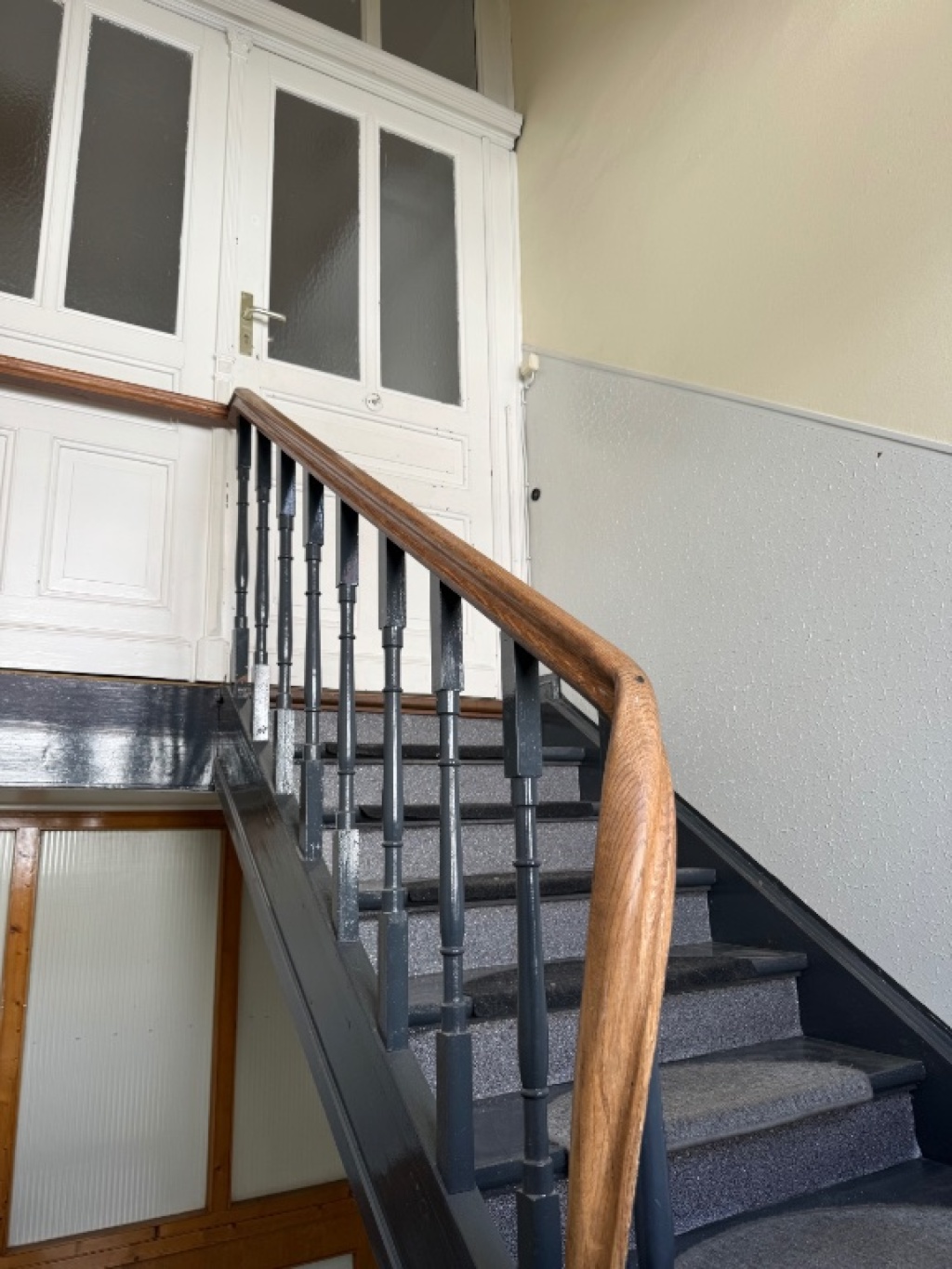 Großräumige Altbauwohnung in Top Lage, perfekt für 2er Studenten WG – Hauptstraße 3, 26122 Oldenburg Marschweg – Vorschaubild 2