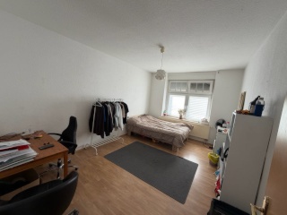 Ad image: Großes, helles WG-Zimmer mit Balkon