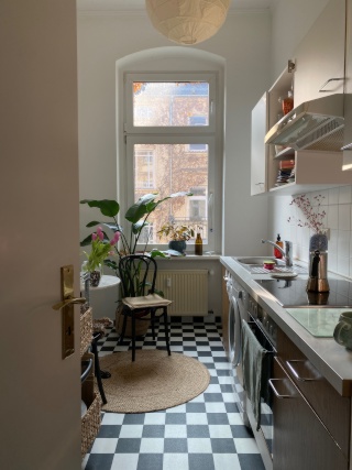 Möblierte 1,5 Zimmer Wohnung zur Untermiete ab Mitte September- FLINTA& Paare Willkommen! — photo 1