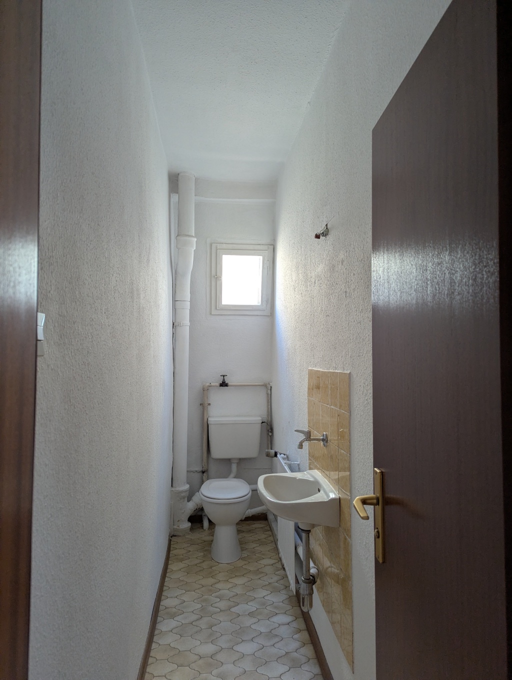 Helle 3-Zimmer-Dachgeschosswohnung mit neuem Laminatboden – Möhringer Straße, 70199 Stuttgart Süd – Vorschaubild 6
