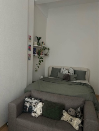 Anzeigenbild: Classic WG Room - Student/Young Professional