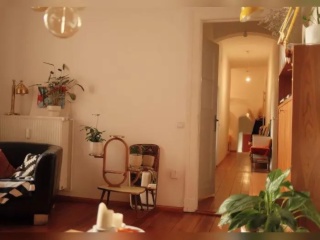 Übernachtung vom 3.-9. August in 2-Zi-Wohnung im Prenzlauer Berg — photo 1