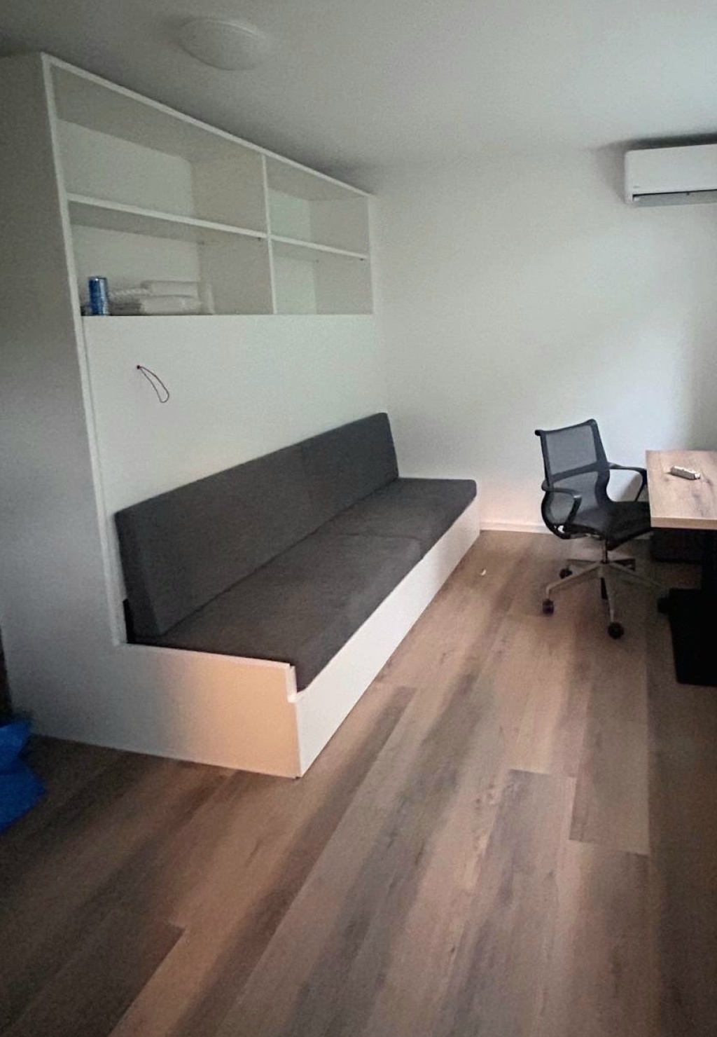 Helle, moderne Souterrain-Wohnung mit eigenem Gartenzugang, perfekt für Homeoffice & Fortbildung – Lämmleshalde 21, 70376 Stuttgart Bad Cannstatt – Vorschaubild 2