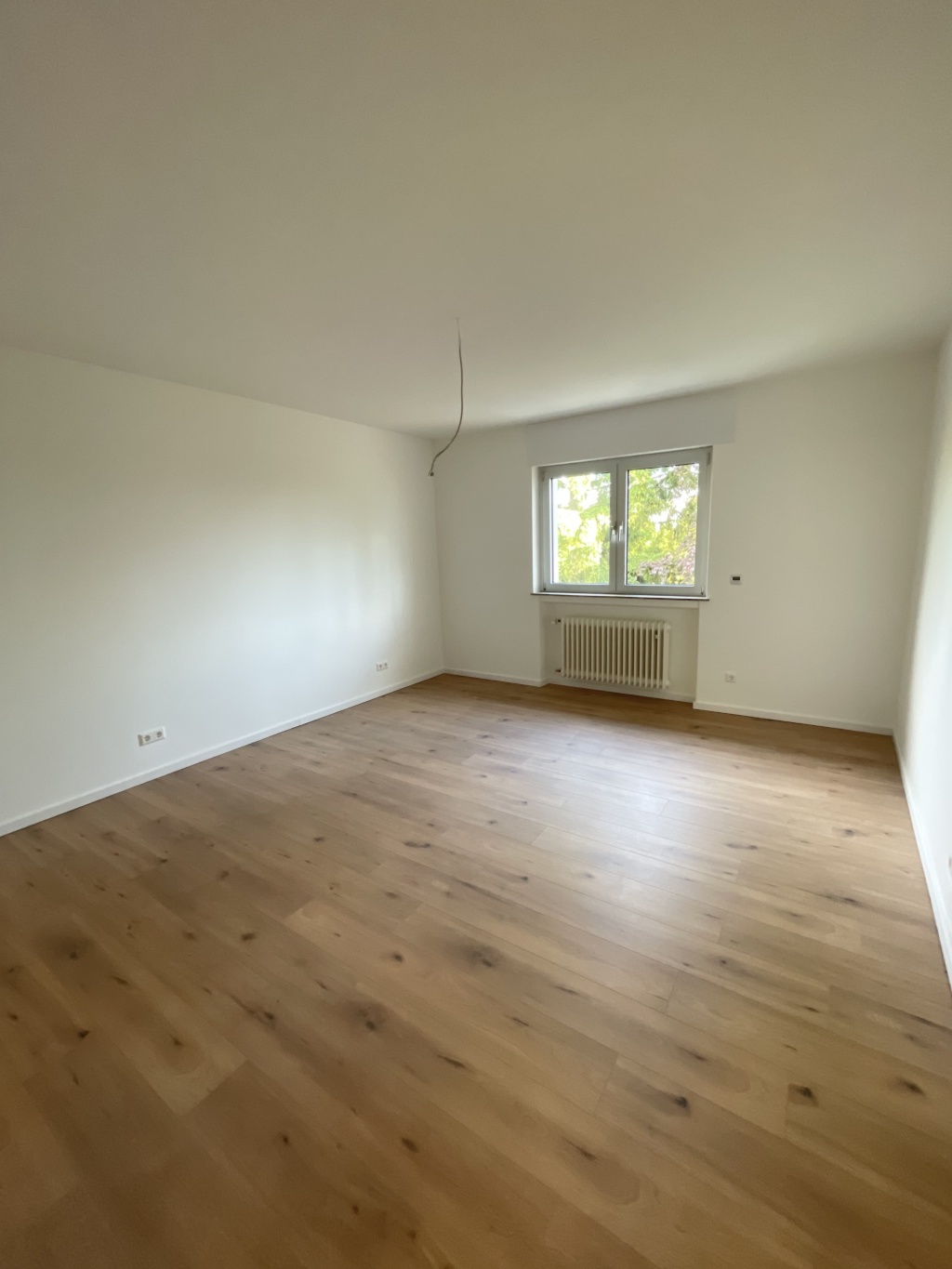 Helle moderne 99 m2 Wohnung - ab September/Oktober verfügbar – Hermann-Löns-Straße 7, 65201 Wiesbaden Wiesbaden Schierstein – Vorschaubild 2