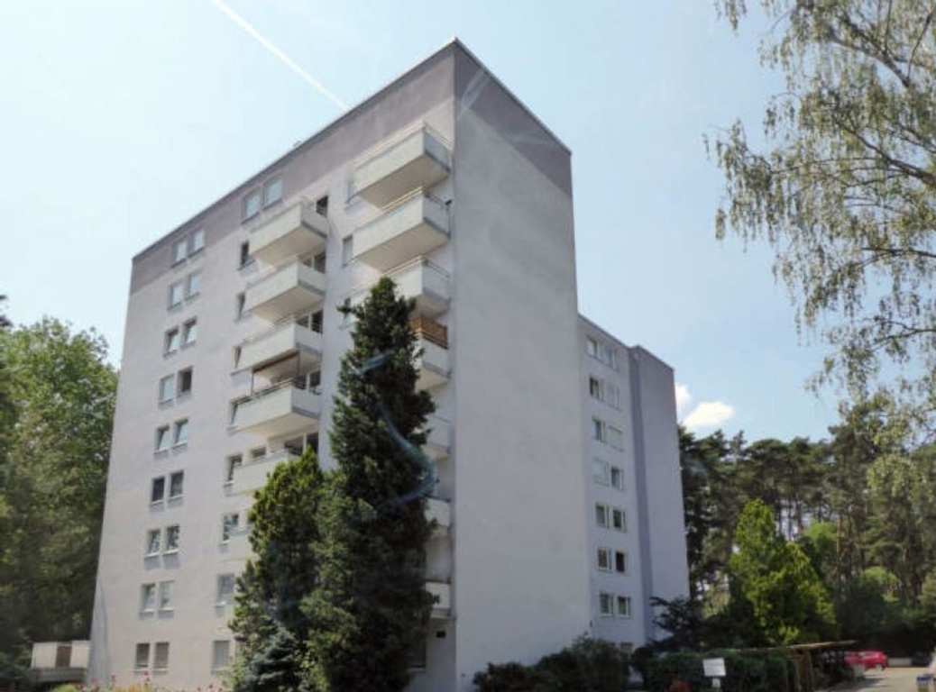 WG-Zimmer Erlangen Dompfaffstraße 144 - Außenansicht