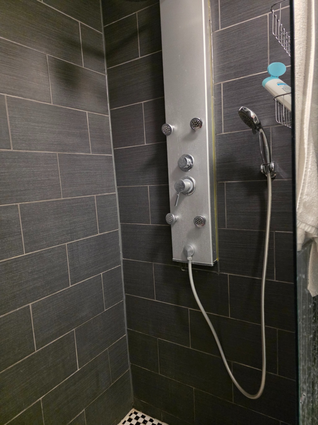 Ab Sofort, Zimmer in einer ruhigen, renovierten Wohnung für ein semester, mit Möbel – 93053 Regensburg Kasernenviertel – Vorschaubild 16