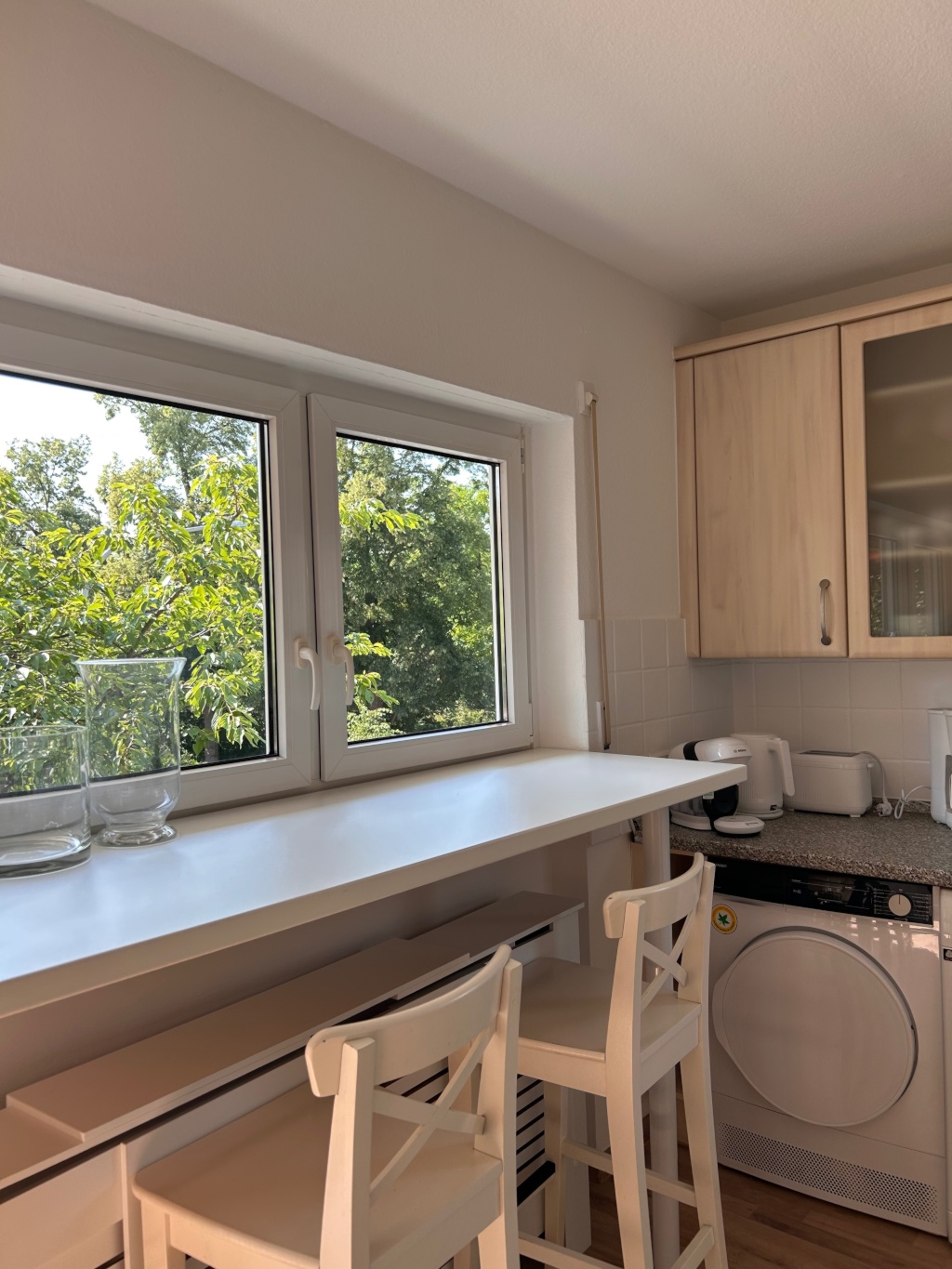 Wohnen mit besonderem Charme: Möblierte Wohnung mit Kamin und Garten – Jägerhausstraße 88, 74074 Heilbronn Heilbronn – Vorschaubild 4