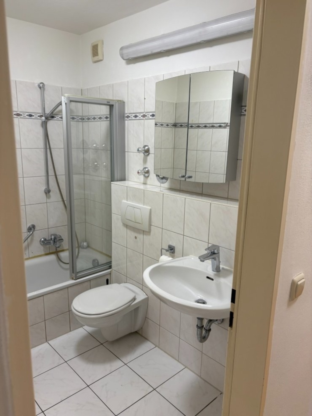 WG-Zimmer Moosach Bingenerstr 20 - Bild 4