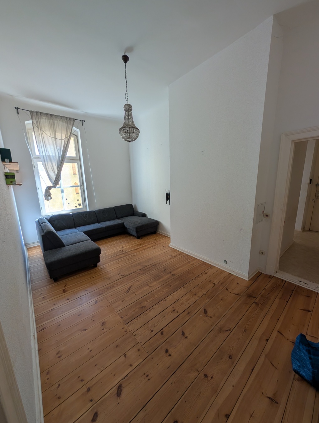 Untermieter:in für 2-3 Monate gesucht! 2 Zimmer Berlin Mitte teilmöbliert! – Brunnenstraße, 13355 Berlin Gesundbrunnen – Vorschaubild 2