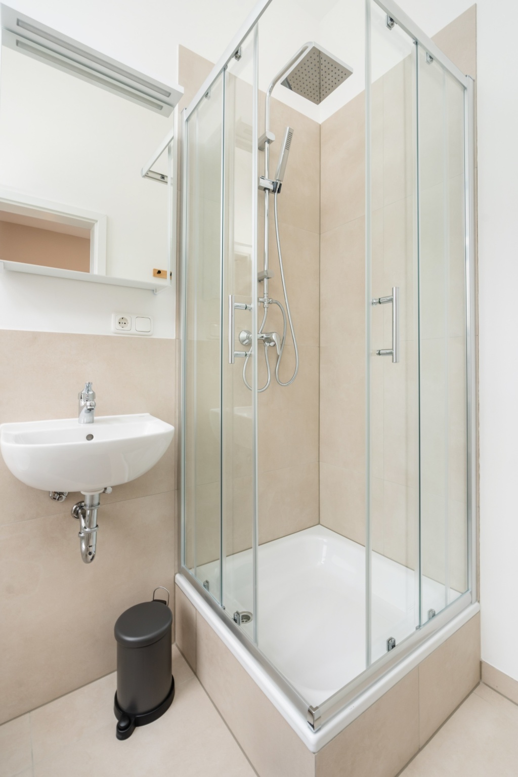 ⭐ Voll möblierte Premium 2 Zimmer Wohnung | inkl. Küche | Waschmaschine & Trockner | ❤️ Frankenberger Viertel /// Fully Furnished Premium 2 Bdr Apartment | Fitted Kitchen | Washer & Dryer | ❤️ Frankenberger Viertel – Goerdelerstraße 25, 52066 Aachen Frankenberger Viertel – Vorschaubild 6