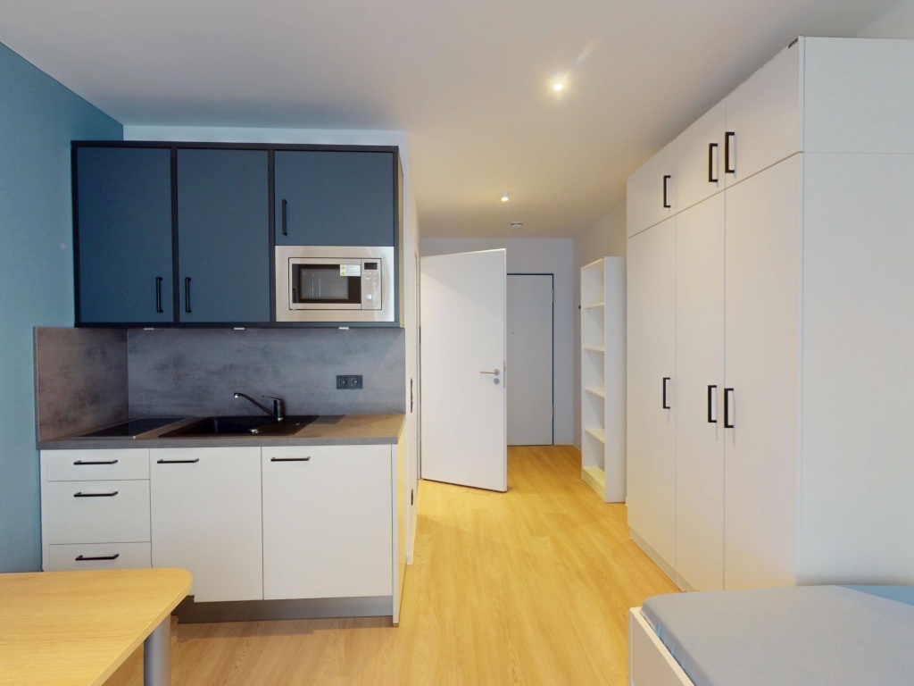 1 Monat mietrfrei! Modern Living im Quartillion Wiesbaden – möbliertes Studentenapartment – Im Rad 15, 65197 Wiesbaden Biebrich – Vorschaubild 4