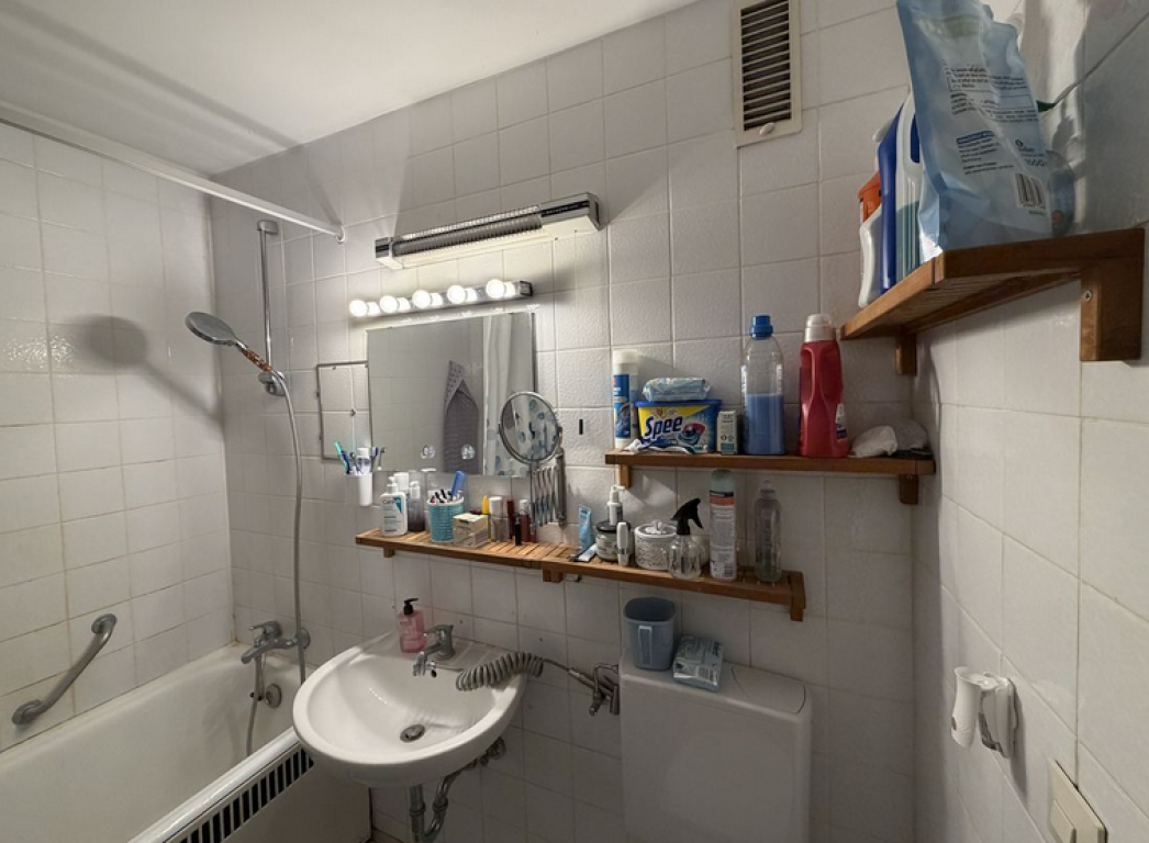 Sehr ruhig gelegene, helle 2 1/2 Zimmer-Wohnung in Stuttgart Bad Cannstatt – Einsteinstrasse, 70374 Stuttgart Bad Cannstatt – Vorschaubild 9