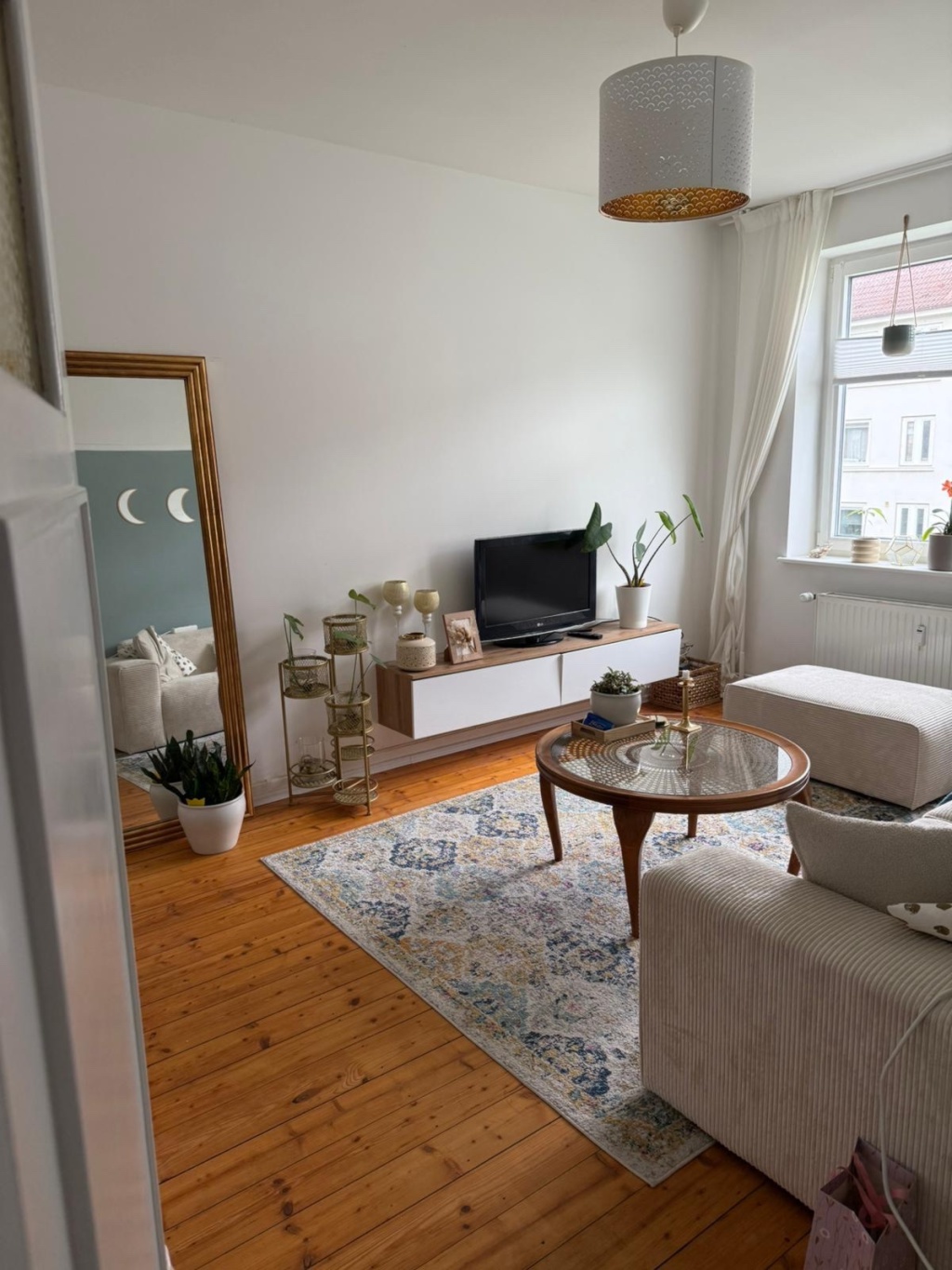 Möblierte Altbauwohnung mit Balkon zur Zwischenmiete – Stockhausenstraße, 22305 Hamburg Barmbek-Nord – Vorschaubild 2