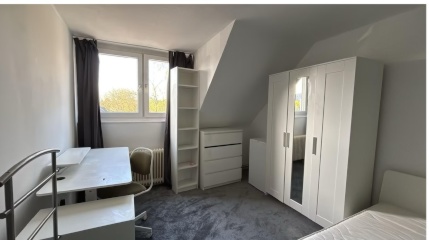 Ad image: Room for rent