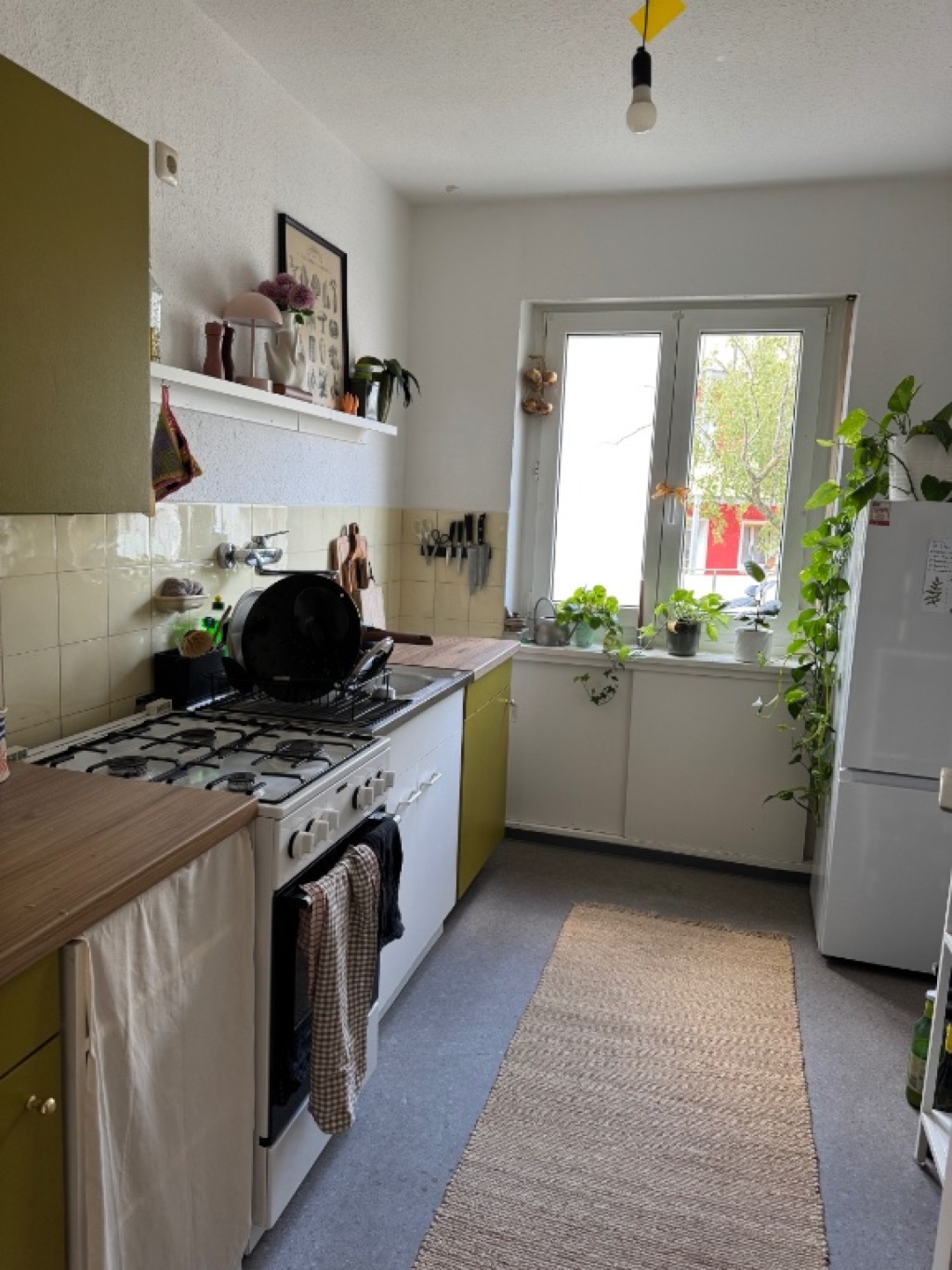 Zwischenmiete: Schöne, voll möblierte 3-Zimmer-Wohnung mit Balkon (Dezember – April) – Stuckstraße, 90409 Nürnberg Maxfeld – Vorschaubild 3
