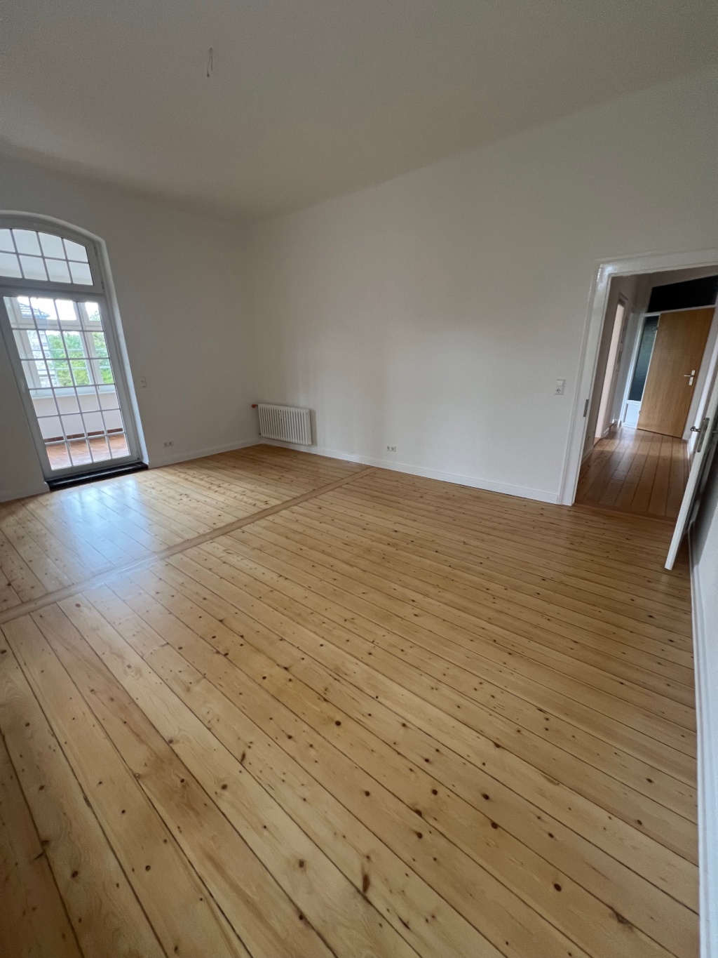 schöne möblierte 2-Zimmer-Wohnung mit Wintergarten – Friedländer Weg, 37085 Göttingen Oststadt – Vorschaubild 4