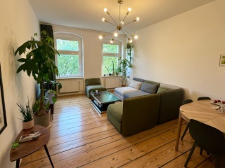 Upscale furnished 70 m2 Altbau apartment in Graefekiez, Berlin-Kreuzberg — photo 1