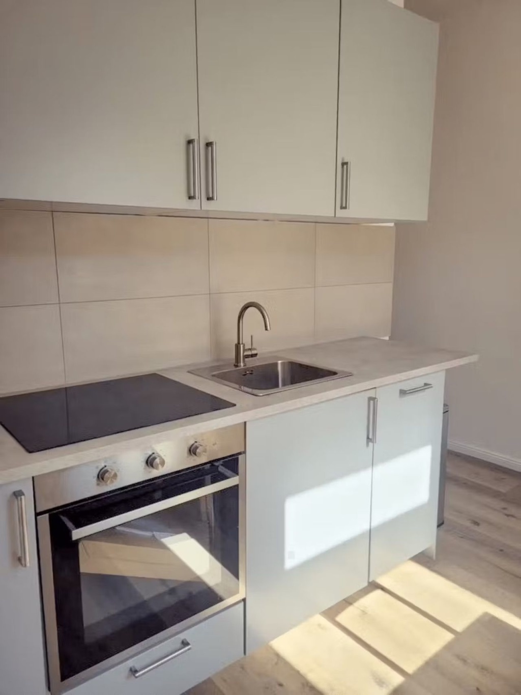 Modernes Zimmer in Berlin Kreuzberg – Emser Straße, 12051 Berlin Neukölln – Vorschaubild 5