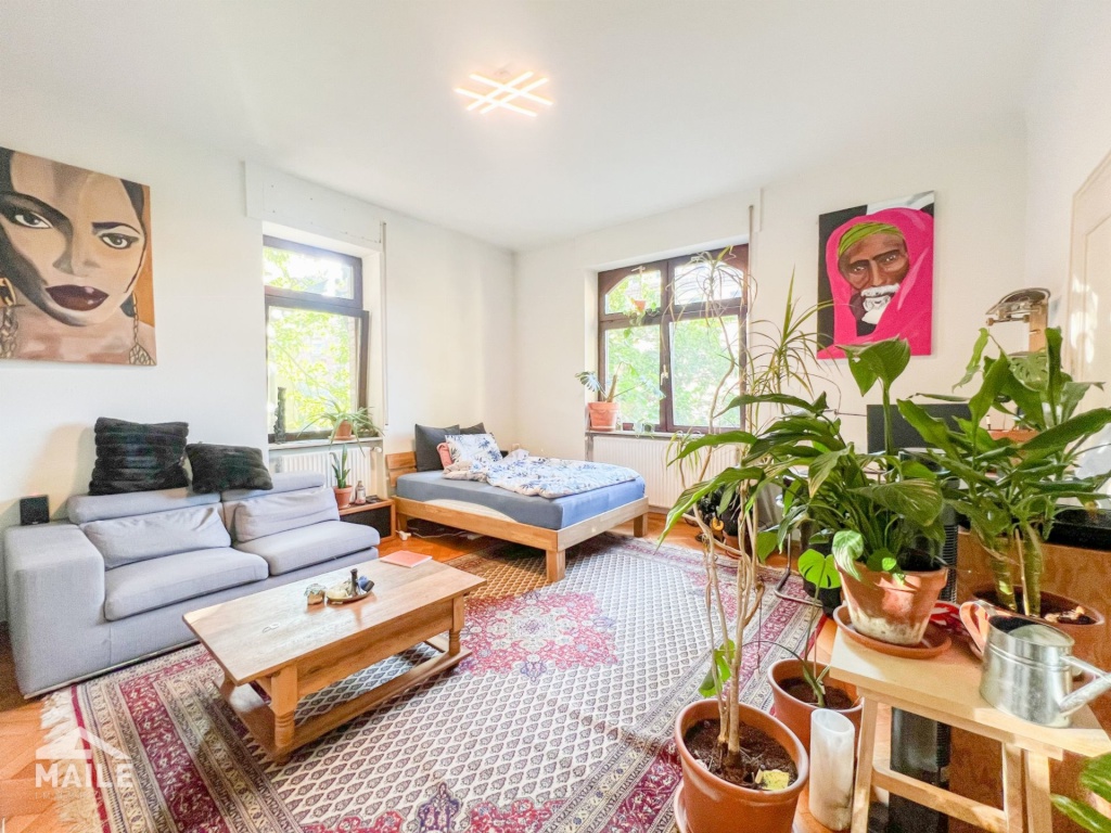 Großzügige 5,5 Zimmer Altbauwohnung mit Balkon und Loggia im beliebten Stuttgarter Süden – Böheimstraße 47 A, 70199 Stuttgart Süd – Vorschaubild 3