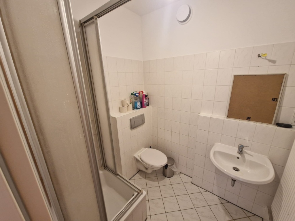 Helle 1-Zimmer-Wohnung mit Balkon in Pankow zum 01.09. – Grabbeallee 59, 13156 Berlin Pankow – Vorschaubild 9