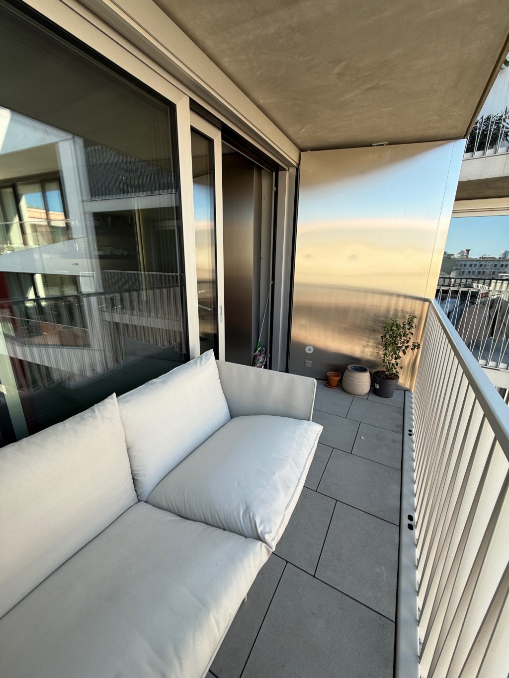 Berlin Mitte | Furnished Design Apartment | €1,250 all-inclusive – Johannisplatz, 10117 Berlin Mitte – Vorschaubild 3