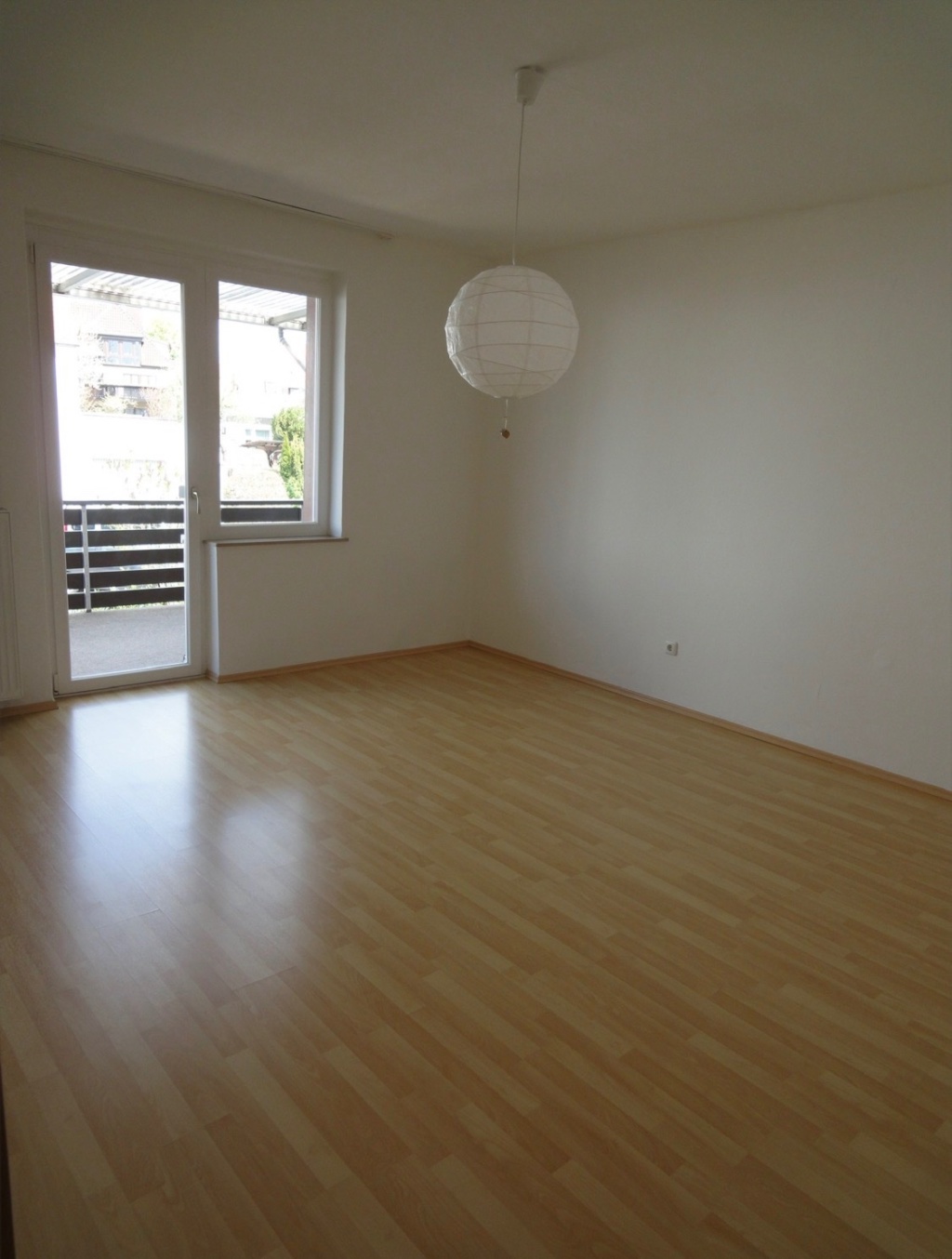 Flat Ostend Künzeller Straße - Zimmer mit Balkon