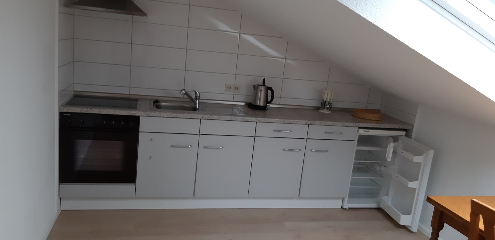 Dachgeschosswohnung zuvermieten – Hohefeld 26, 33100 Paderborn Dahl – Vorschaubild 2
