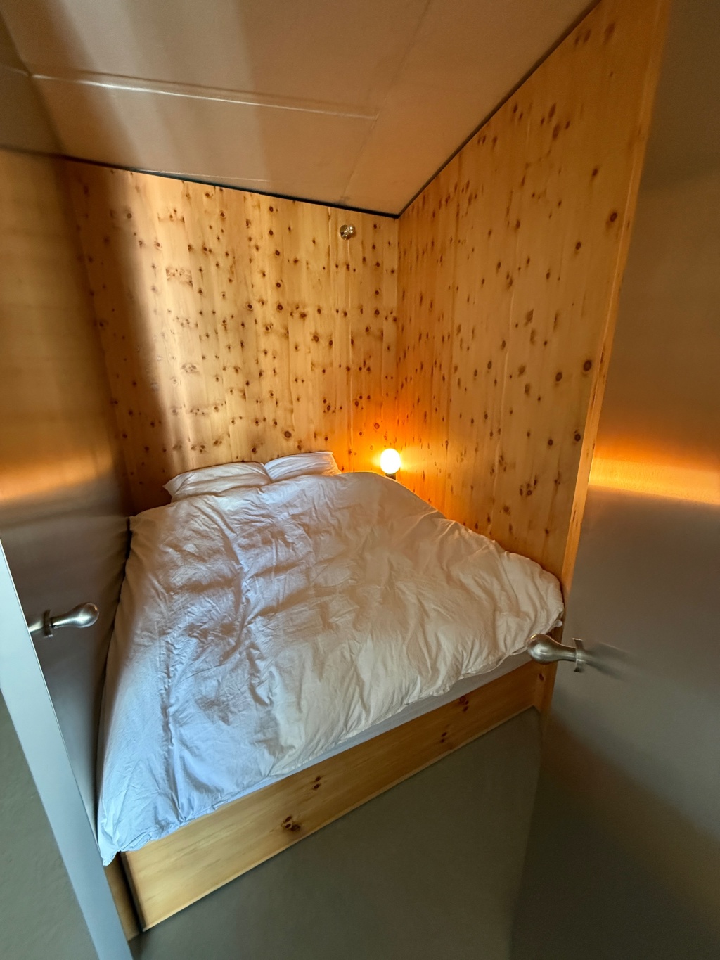 Berlin Mitte | Furnished Design Apartment | €1,250 all-inclusive – Johannisplatz, 10117 Berlin Mitte – Vorschaubild 7