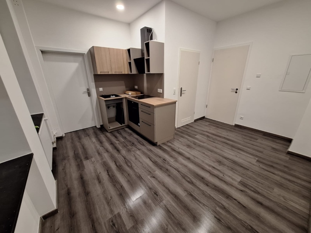 Zwei Zimmer 2ZKB EG, frisch renoviert, Ideal für WG, mit Garten in zentraler Lage – Osningstraße 26, 49082 Osnabrück Schölerberg – Vorschaubild 2