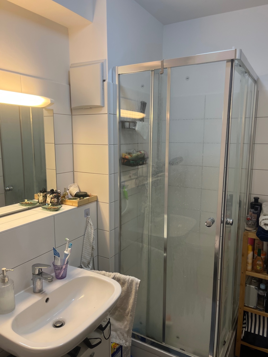 Helle 1- Zimmer Wohnung in Top-Lage ab 16.09. – Luitpoldstraße, 91052 Erlangen Innenstadt – Vorschaubild 7