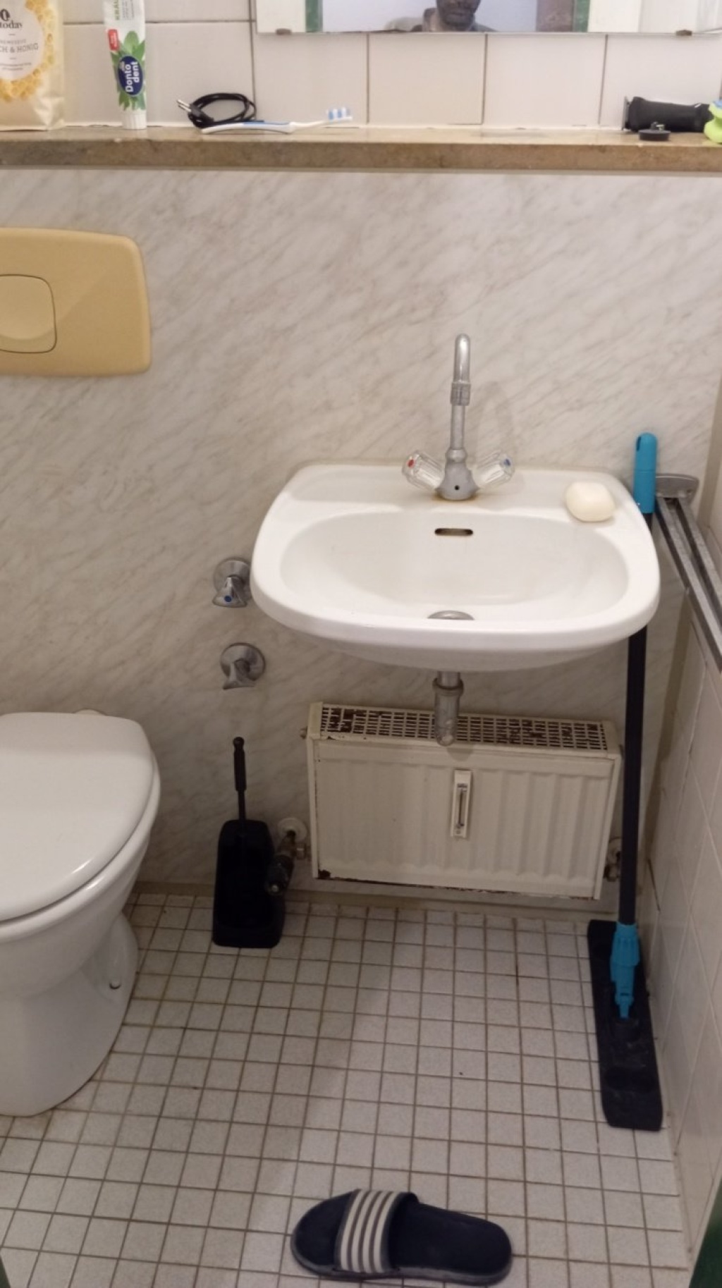 24 m2 Studio Apartment for rent in Erlangen (Äußere Brucker Str.) – Äußere Brucker Straße 43, 91052 Erlangen Anger – Vorschaubild 3