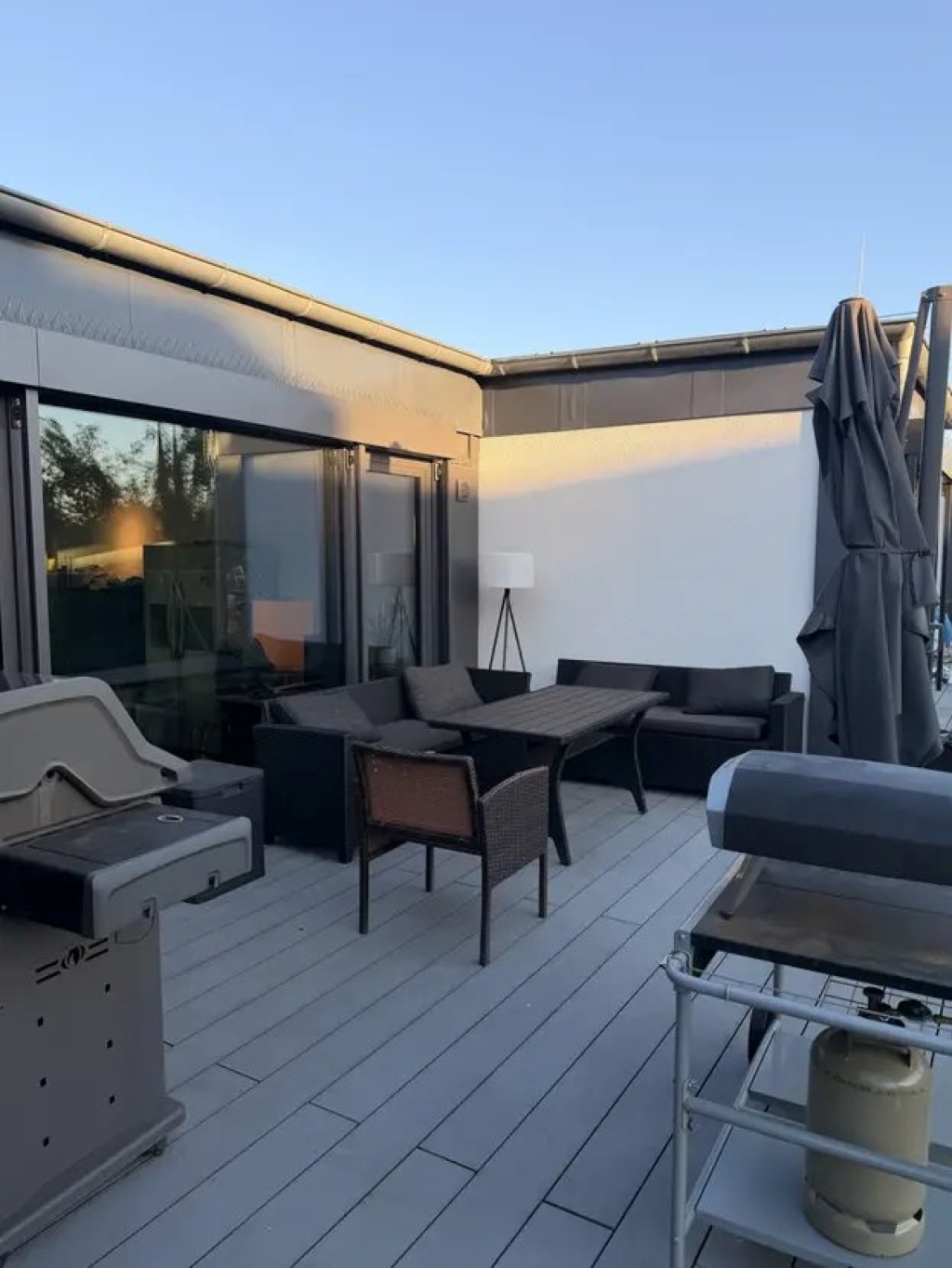 Möblierte Penthouse Wohnung in Hamburg-Altona zur befristeten Untermiete – Jessenstraße, 22767 Hamburg Altona-Altstadt – Vorschaubild 3