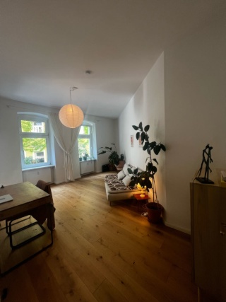 COSY 2 ROOM FLAT IN NEUKÖLN - AUGUST ONLY — photo 1