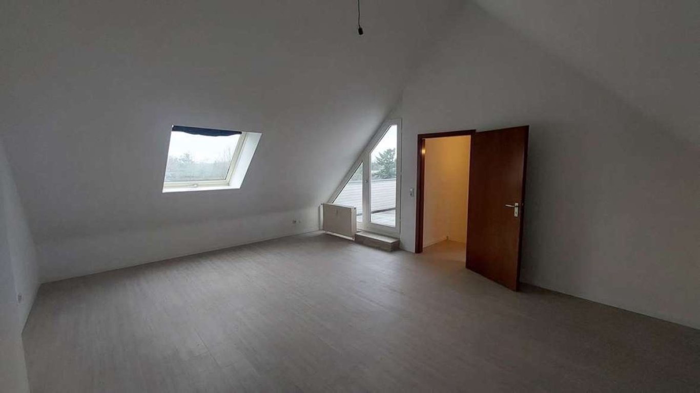 Modernisierte 3-Zimmer-Maisonette-Wohnung in Köln-Rath – Rather Mauspfad 51, 51107 Köln Rath/Heumar – Vorschaubild 9